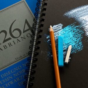 Croquera 1264 Black Paper 200G A4, 40 hj